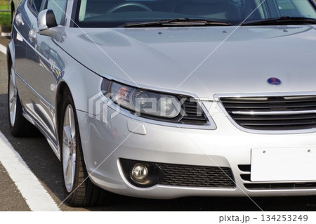 輸入車　サーブ9-5のフロントマスク 134253249