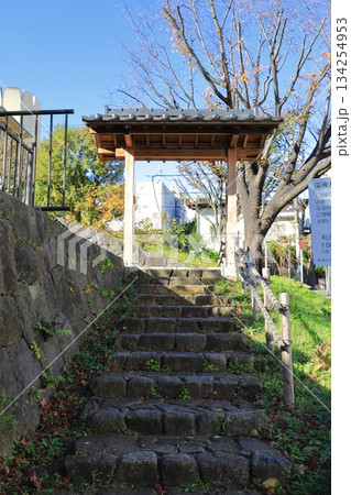 新宿区立若宮公園 新宿区神楽坂二丁目 新宿区立若宮公園 新宿区神楽坂二丁目 134254953