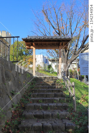 新宿区立若宮公園　新宿区神楽坂二丁目 134254954