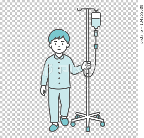 点滴スタンドを押して歩く男の子（小児科・入院） 134255689