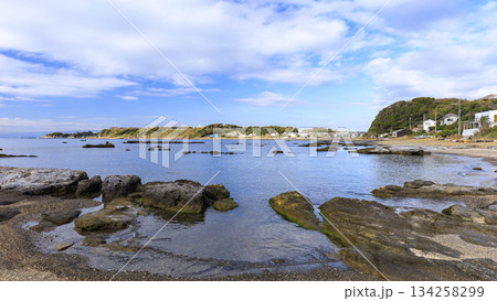和田長浜の冬 134258299