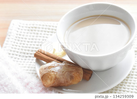 温活にシナモン・ジンジャーラテを 温活にシナモン・ジンジャーラテを 134259309