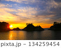 日本一の堂ヶ島の夕日 134259454