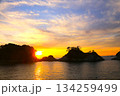 日本一の堂ヶ島の夕日 134259499