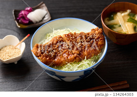 ソースカツ丼 134264303