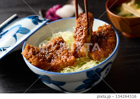 ソースカツ丼 ソースカツ丼 134264316