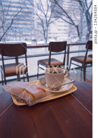 カフェの風景_7088 134264884
