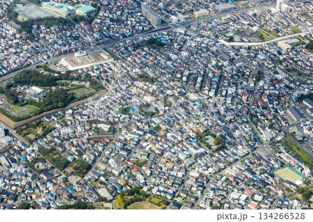 神奈川県藤沢市渡内付近を空撮 134266528