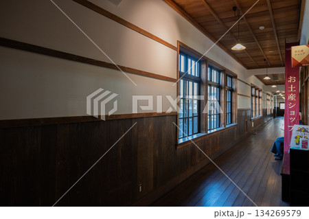 山口県萩市の藩校 明倫館 134269579