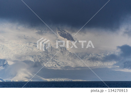 Landscape of the Antarctic Peninsula Landscape of the Antarctic Peninsula 134270913