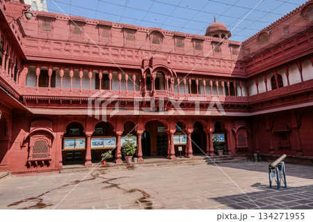 India, Bikaner, the inner courtyard of Junagarh Fort, an important historical monument located in Bikaner India, Bikaner, the inner courtyard of Junagarh Fort, an important historical monument located in Bikaner 134271955