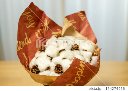 コットンの花束 134274936