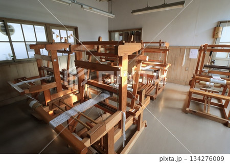 秩父銘仙館の機織り機　 134276009