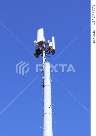 携帯電話基地局のアンテナ 携帯電話基地局のアンテナ 134277775