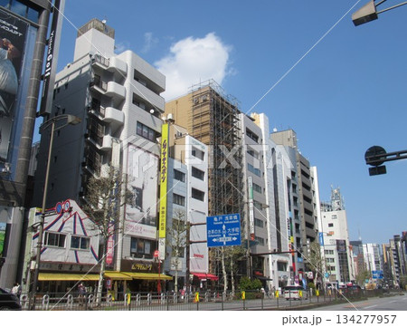 神田小川町二丁目付近 134277957