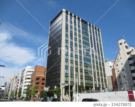 日本橋本町四丁目付近 134278872