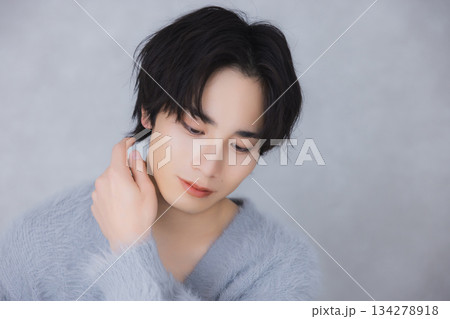 若い男性のポートレート 若い男性のポートレート 134278918