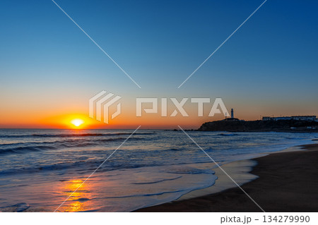 [千葉県]犬吠埼灯台・君ヶ浜しおさい公園の日の出 134279990