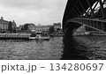 セーヌ川から見た橋 134280697