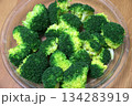 ゆでたブロッコリー 134283919