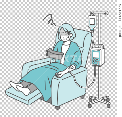 一位老年婦女在接受靜脈輸液（透析、化療、副作用）時，拿著漱口盆感到噁心。 134284773
