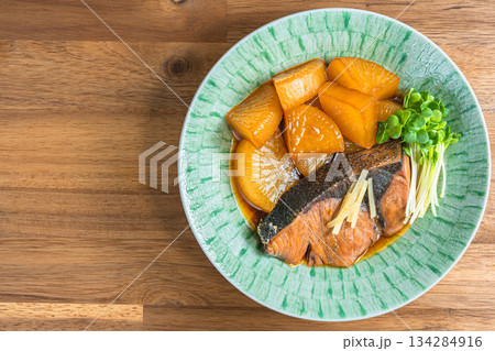 ぶり大根 134284916