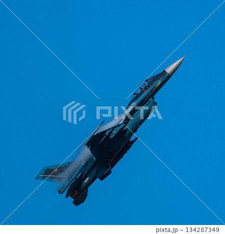 F-2 (44) F-2 (44) 134287349