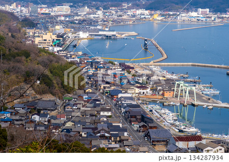 早春の鷲羽山から見た児島市街3 岡山県倉敷市 早春の鷲羽山から見た児島市街3 岡山県倉敷市 134287934