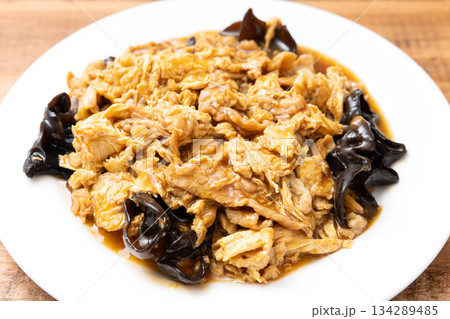 美味しい中華料理、きくらげ玉子豚肉炒め 美味しい中華料理、きくらげ玉子豚肉炒め 134289485