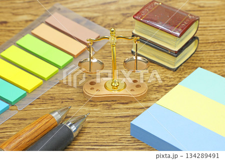 天秤　ジャッジのイメージ 134289491