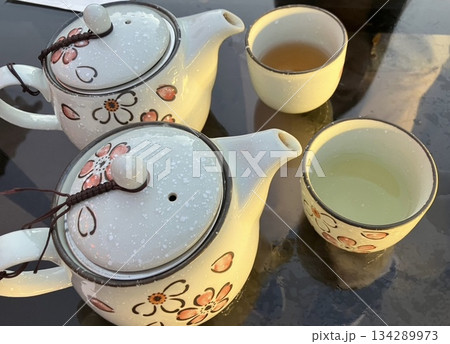 台湾で飲んだ高山金萱茶+普洱菊茶花 134289973