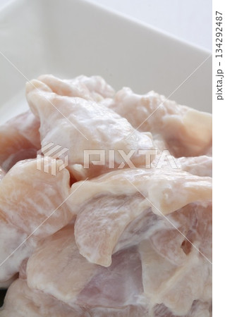 鶏肉のヨーグルト漬け 鶏肉のヨーグルト漬け 134292487