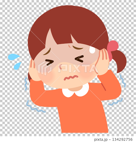 怖がる子ども ふるえる 青ざめる 怖がる子ども ふるえる 青ざめる 134292756