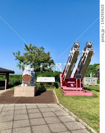 因島大橋の実物大のケーブル模型〈西瀬戸自動車道大浜パーキングエリア上り/広島県尾道市〉 因島大橋の実物大のケーブル模型〈西瀬戸自動車道大浜パーキングエリア上り/広島県尾道市〉 134293928