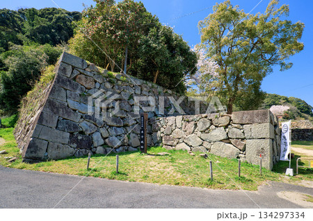 〈鳥取県〉米子城跡 枡形虎口 二の丸の入口 〈鳥取県〉米子城跡 枡形虎口 二の丸の入口 134297334