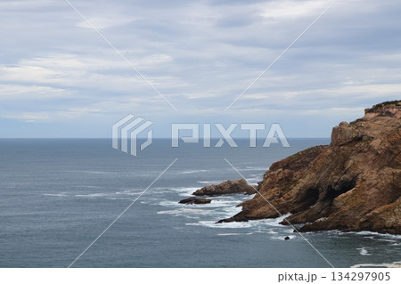 Mossel Bay Cliffs On Overcast Day Overlooking Open Ocean Mossel Bay Cliffs On Overcast Day Overlooking Open Ocean 134297905