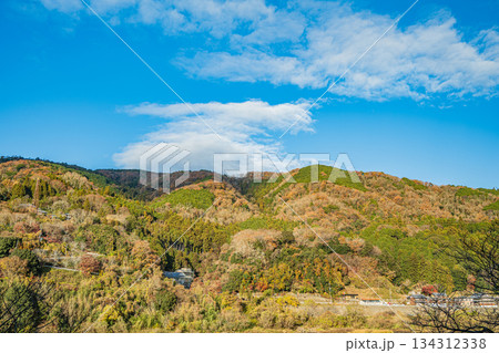 冬の笠置の山並み　京都府笠置町 134312338