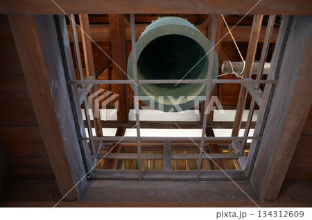 円通寺 鐘楼門の梵鐘 京都市上京区上之町 円通寺 鐘楼門の梵鐘 京都市上京区上之町 134312609