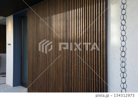 街角の風景　スケッチ写真 134312973