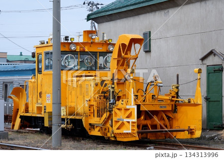 弘南鉄道の排雪用モーターカー 134313996