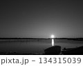 印旛沼の日の出 134315039