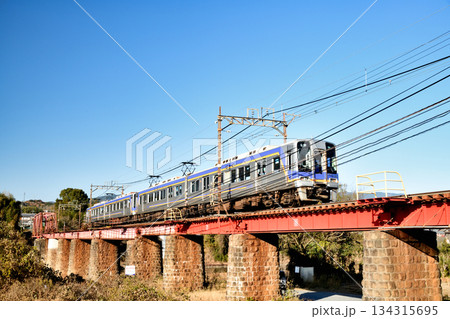 紀の川橋梁(橋本駅-紀伊清水駅)[南海高野線]　【和歌山県橋本市】 134315695
