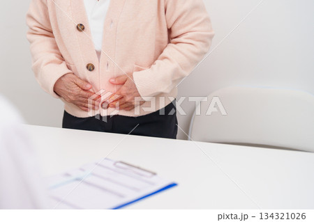 Elderly Woman patient having pain and consulting doctor for Ovarian and Cervical cancer, Cervix disorder, Endometriosis, Hysterectomy, Uterine fibroids, Reproductive system and Pregnancy concept Elderly Woman patient having pain and consulting doctor for Ovarian and Cervical cancer, Cervix disorder, Endometriosis, Hysterectomy, Uterine fibroids, Reproductive system and Pregnancy concept 134321026