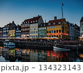 夕暮れのコペンハーゲン・ニューハウン 134323143