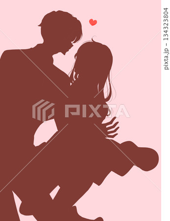 両手を広げて近付く男女 恋愛 シルエット 両手を広げて近付く男女 恋愛 シルエット 134323804