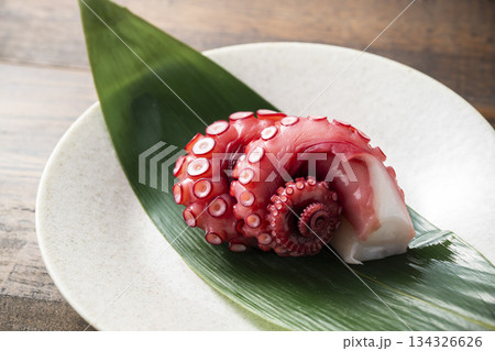 茹でたタコ 茹でたタコ 134326626