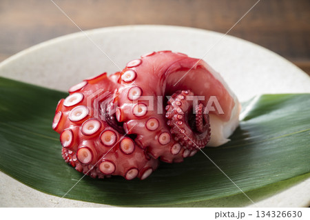 茹でたタコ 茹でたタコ 134326630