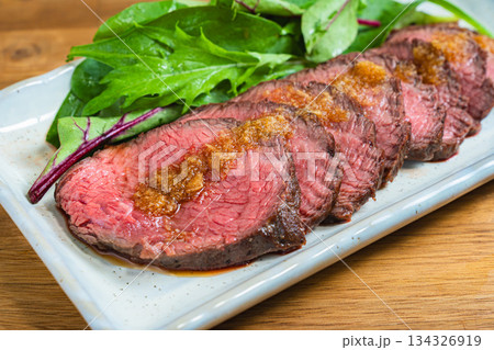 ローストビーフ 134326919