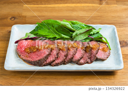 ローストビーフ 134326922