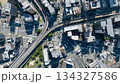 現代都市と道路の真俯瞰ドローン空撮 134327586